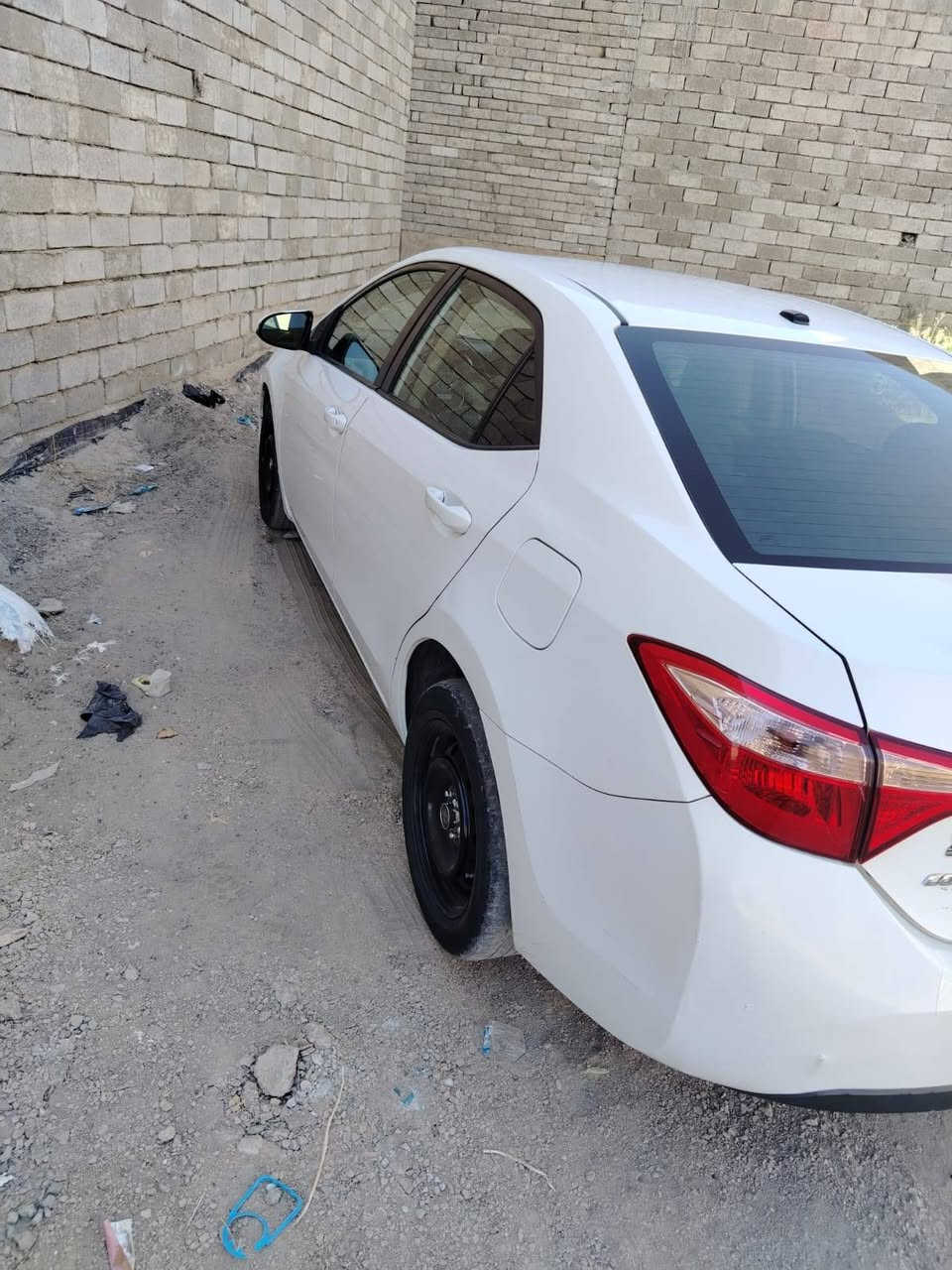 سلام عليكم كورلا موديل 2018 للبيع السعر 115 بيها 5قطع صبغ رقم بغداد مكان السيارة صلاح الدين سامراء الرقم***********
