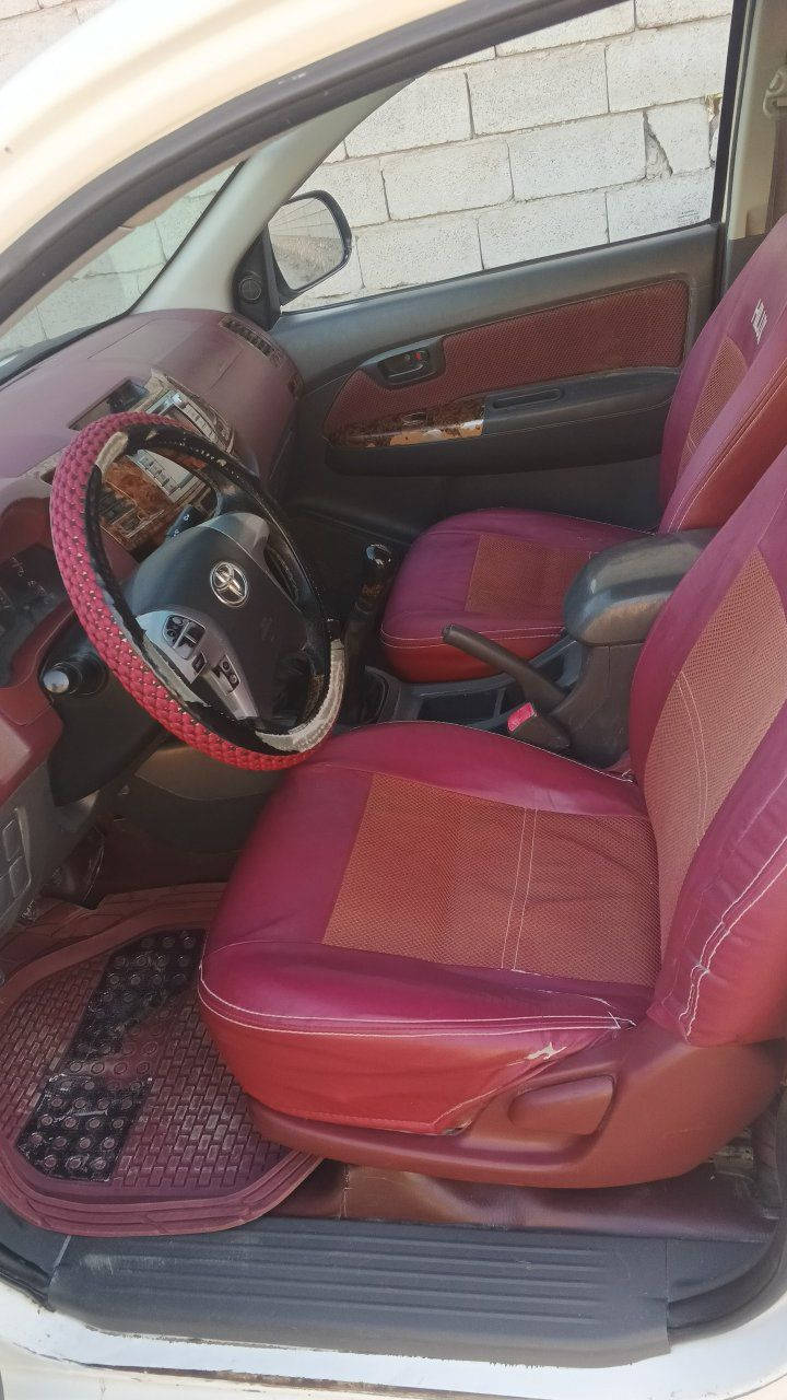 السلام عليكم سياره بيكم هايلوكس 2013شاصي 19گير ومكينه وحداديه جدد خير من الله رقم نكليزي واسط  رقم الهاتف ***********   ************ مكان السياره ناصريه
