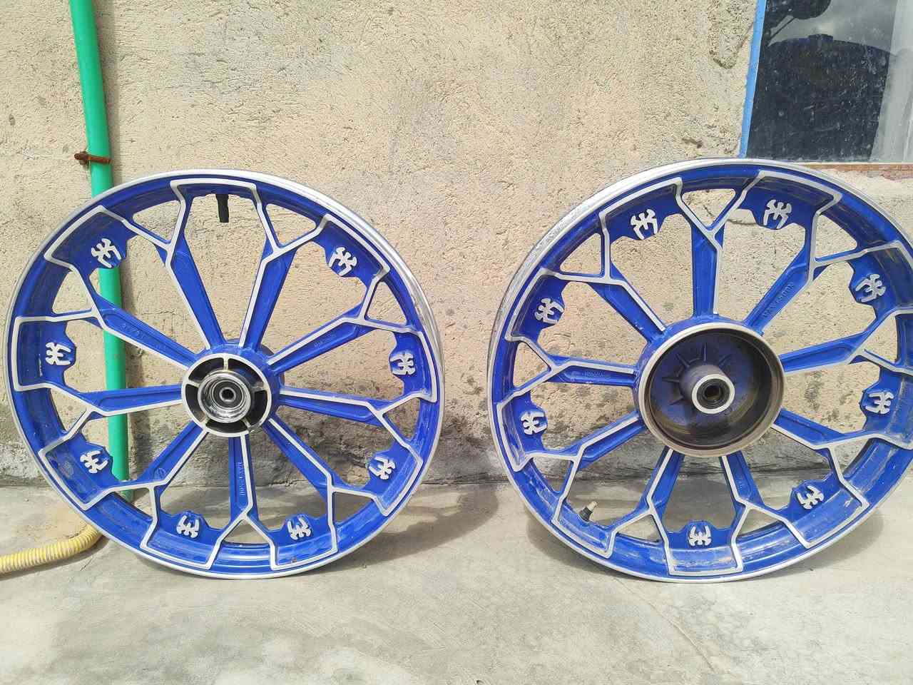 السلام عليكم جوز وياله لبيع بس ويل ألمامي بي طخه خفيف مكاني قريه الرفيله


**إذا كنت صاحب هذا الإعلان وتريد حذفه لأي سبب، رجاءا أرسل رسالة إلى الدعم الفني**