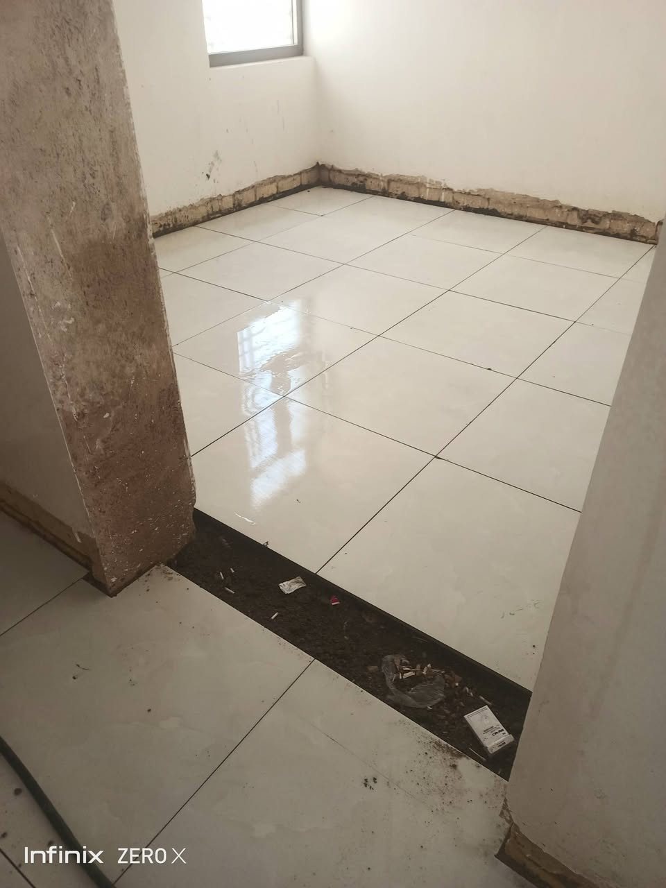 خلفة سيراميك أرضي جدران الوح بيات درج شغل درجة أولى
***********
***********
