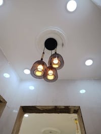 كهربائيين • نظام كاميرات • وسيلة نقل