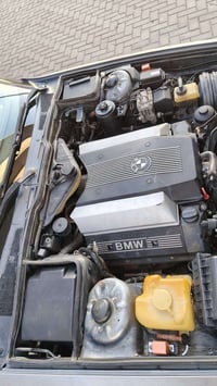 للبيع Bmw 730v8 كامل مواصفات بدون فتحه   موديل 1992   بس يرادلها صبغ  ...