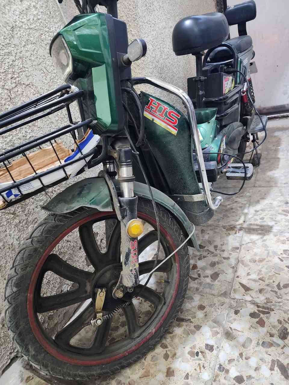 دراجه شحن نضافه 90 بطاريات نص عمر بصمه عاطله سعره 300 بيه مجال تاير واجوب جدد شغاله وتمشي مدينه الصدر *********** كياره قطاع 20 بغداد, العراق
