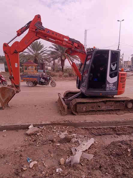 للبيع حفاره زت ثري
موديل 2013 اصل حجم 75
حفاره جديده 
الأتصال 
العنوان واسط الكوت
***********
