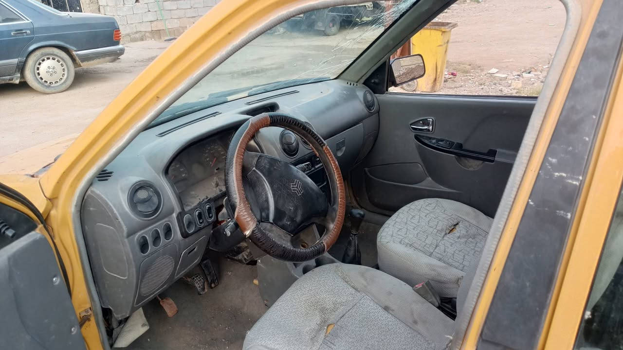 سياره سيبا 2012 رقم صدامي بغداد البيع بدون راعي اتكفل بيه سرقه وعشائر فقط السعر 11 ورقه وبيه مجال 
رقم الهاتف ***********
