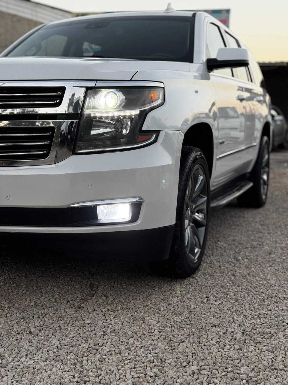 سلام عليكم
تاهو موديل 2018 

مواصفات LT

رقم بغداد 

ضرر ثلاث قطع فقط بدون دواخل 

سياره باسمي تحويل ثاني يوم 

لرقم هاتف ***********
