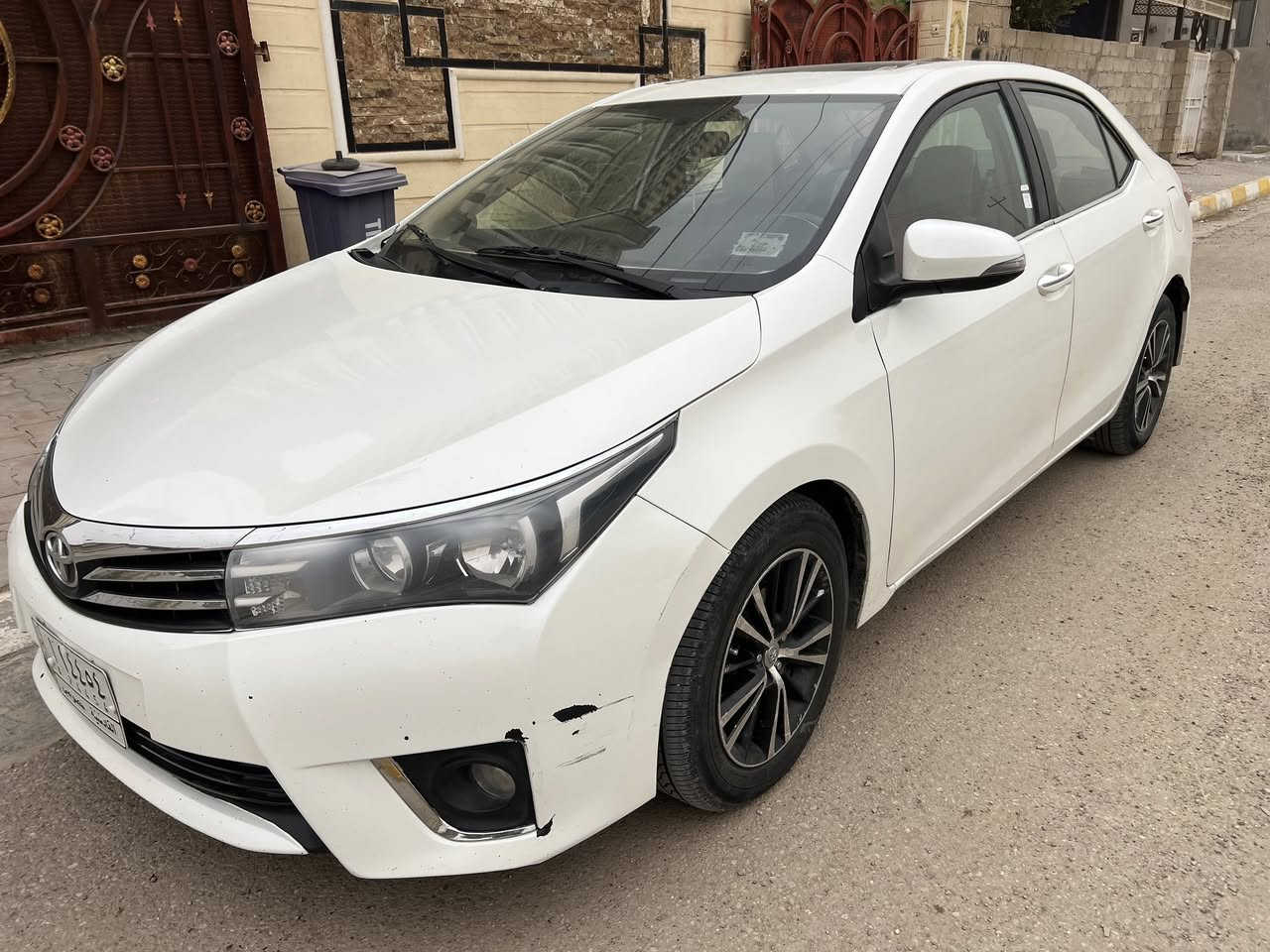 تويوتا كورلا 2014 خليجي بصمه محرك 2000 لون ابيض صدفي بسمي هزه جديده شرط التحويل....
السيارة مكلوبة بدون تكم وبدون دواخل بدون ايرباك سيارة جاهزة بدون اي نقص .... سيارة حلوه واحلى من الصور.....

محرك 4/2000 سلندر ..... محرك ما مفتوح ........

شرط محرك وكير وصدر وكهربائيات وتبريد وتدفئة

وتخم تاير سيارة جاهزة من كلشي ....

مواصفات فول بصمه وحساسات وبلاجكتورات

ومري شفط وشاشه وكامره ولدات وتحكمات وداخل صحراوي  وسلايت وبعد بيها اهواي مواصفات ما يحتاج اذكرها .....السعر 110 الاتصال *********** 
العنوان ديالى / دلي عباس
ملاحظة السيارة ماتي وبسمي ومال جناي بس حتاجيت واريد ابيع امانة الله ورسولة
