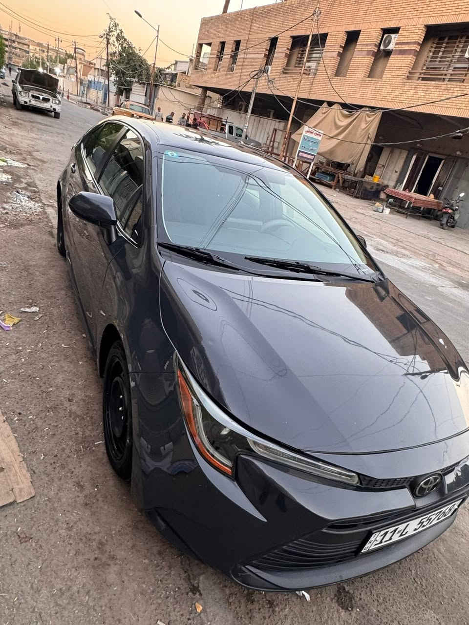 السلام عليكم
للبيع كورلا وارد امريكي LE 2023
ماشية 23 الف ميل 
رقم بغداد الجديد باسمي 
حادثها موجد بالصور إرباك فقط بردات  
مواصفات السيارة 
رادار ٣٦٠ درجة
مانع انزلاق
مانع تصادم
تحديد مسار
لايت زنون 
كامرة خلفية
شاشة كبيرة
تحكم ستيرن 
المحرك 2000
السعر 138$ وبي مجال 
مكان السياره بغداد الكرادة
***********
