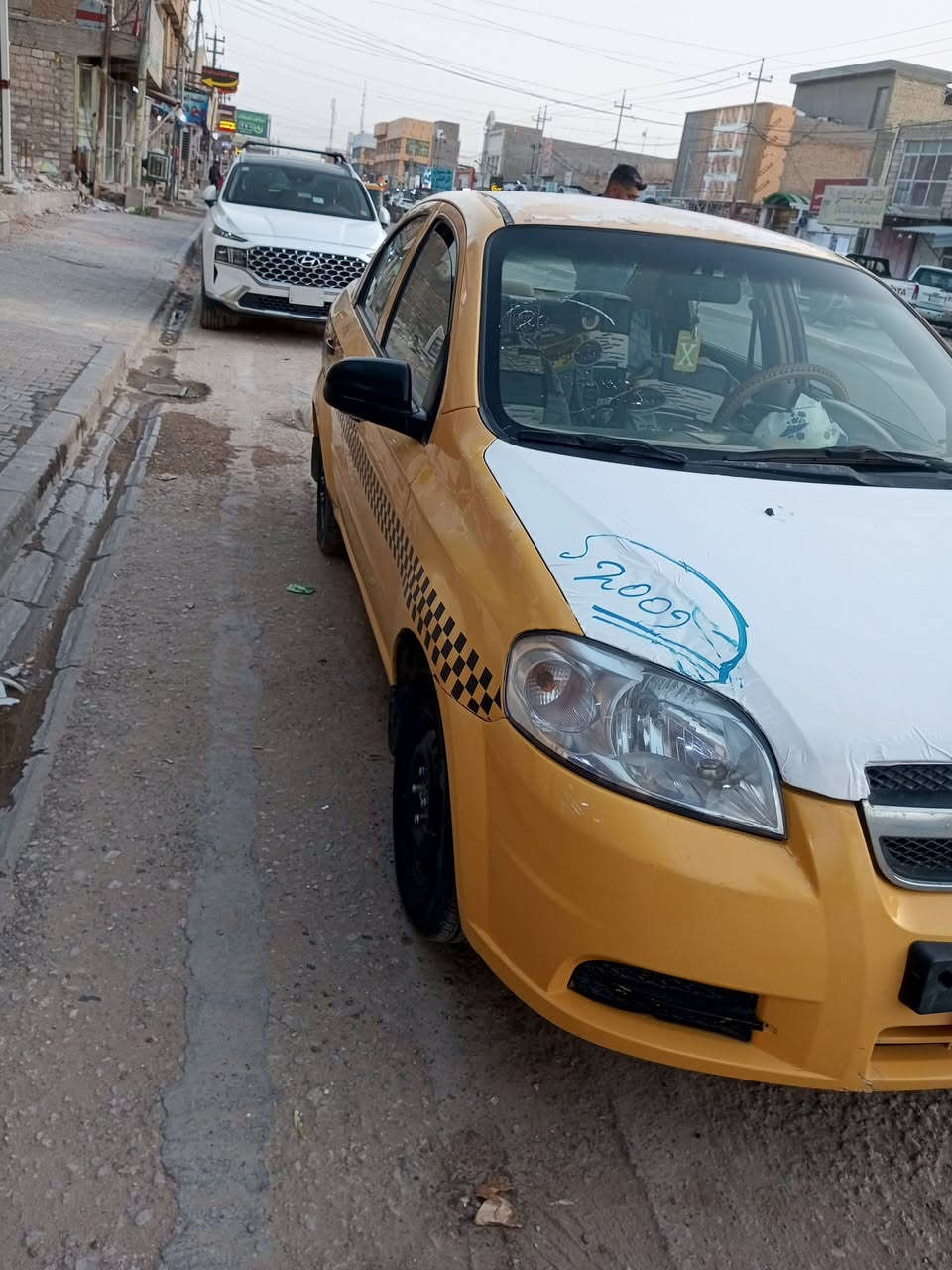 افيو موديل ٢٠٠٩ مفتوح وارد خليجي كير مكينه كهربائيات جاهزه من كلشي كير عادي رقم نجف مداور ثاني يوم 
سعر ٥٠ وبيهه مجال 
مكاني النجف . 
كوفه ***********
