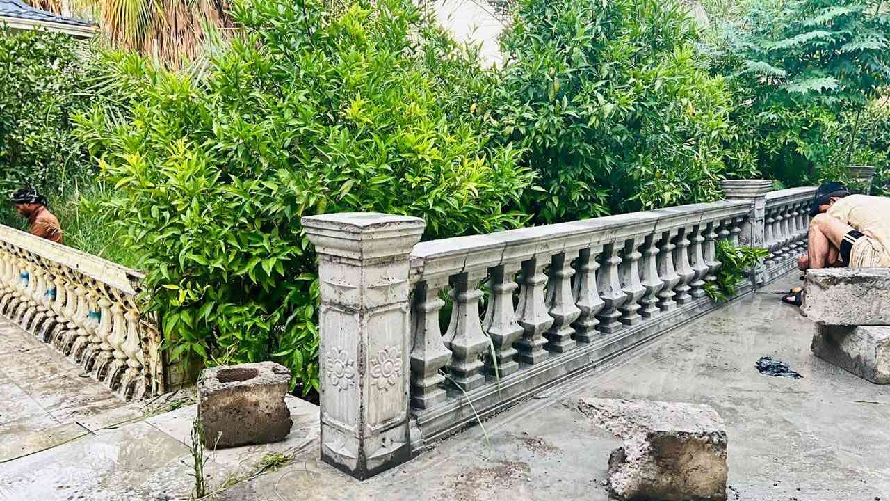 السلام عليكم 
يوجد قالب سياج 
حدائق وبلكونات
 وستاير و داير 
حسب الطلب 
سعر المتر 8 
والدنكه 10 
للاستفسار

***********
