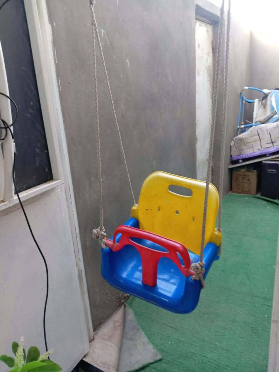 بيت جديد للبيع على طريق السنية مساحته 200م بناء 2غرف وصاله ومطبخ واستقبال حمام طارمه حلوه تفاصيل اكثر على الرقم ***********واتسب
