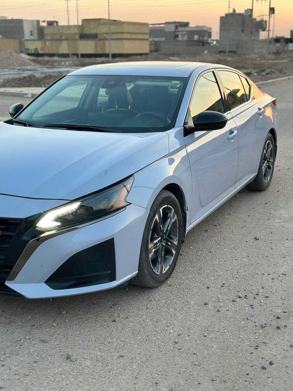 للبيع نيسان التيما مديل 2023 وارد امريكي فئه SR ماشيه فقط ٢٤ الف كيلو متر مو ميل لون سموك مكفوله داخله تقرير مياه امطار تعمل وتسير من امريكا  صار بيها بارد باب السائق والخلفه وجاملق عكس السائق بدون صبغ فقط تعديل pdr فول مواصفات

تنبيه خروج المسار 
نقطه عمياء 
رادارات امامي وخلفي 
مكابح تلقائيه 
شاشه الكبيره مو الصغير الي تجي بلباقيات 
ابل كار بلي اندروي اوتو
كشنات جلد
كشنات كهرباء 
فتحه تسقف 
شاحن لاسلكي موبايل 
مثبت سرعه 
بصمه تشغيل 
ويل رياضي ١٧ 
وبيها بعد مواصفات هواي 
حره تحويل مباشر رقم بصره

سعر المطلوب 162$ ورقه وبيها مجال بسيط 
العنوان بصره ابو الخصيب 
للتواصل :***********
