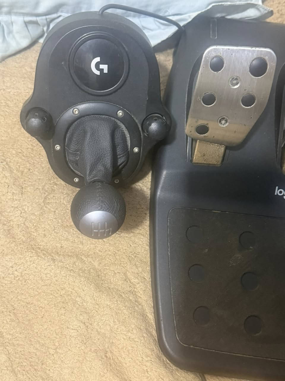 للبيع دركسون لوجتك نظيف فول سعر ٣٠٠ كامل


**إذا كنت صاحب هذا الإعلان وتريد حذفه لأي سبب، رجاءا أرسل رسالة إلى الدعم الفني**