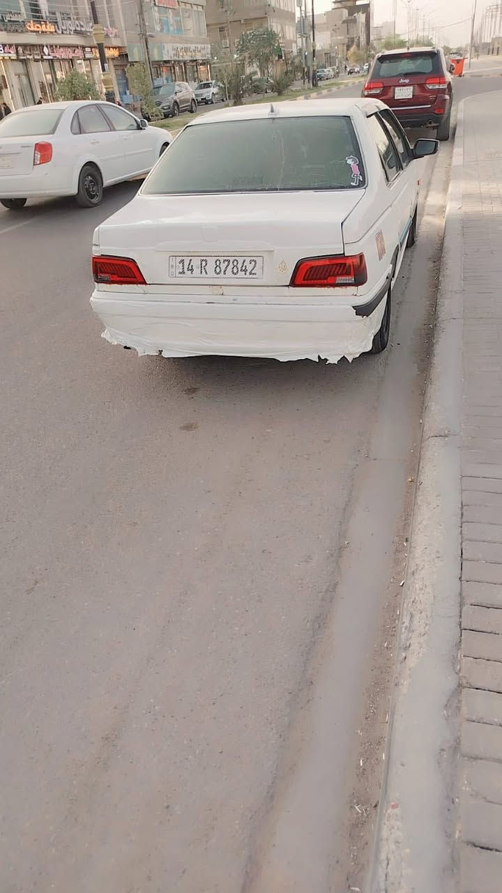 سلام عليكم سياره بيجو بارص ٢٠١٤مكينه كير حداده تخم تاير كله جديد شرط تبريد ثلج سستم سماعات شاشه جديده كله جديد سياره كفاله من الظربه والتبديل٣٥وبيهه مجال سنويه جديده رقم جديد وبسمي السياره مالبيت مامشتغله تكسي رقمي ***********
