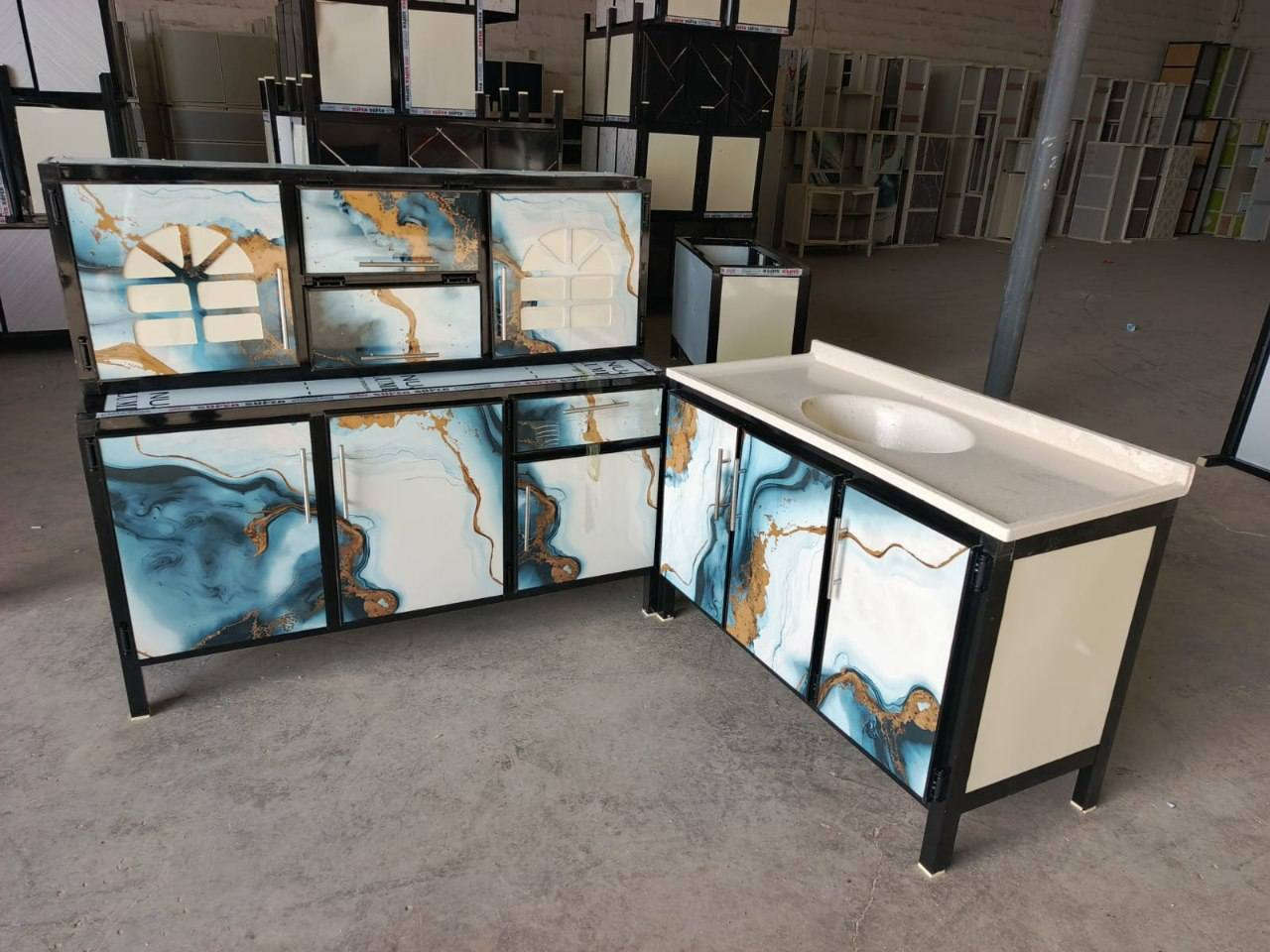 كاونتر مترونص  ارضي.وملحق مترونص
وسنك متر و 20 سم . 

متوفر قياس متر 

متوفر متر و٢٠ 

متوفر متر ونص

متوفر مترين

متوفر مترين ونص

متوفر ٣ امتار 

متوفر توصيل 🚖🚖


**إذا كنت صاحب هذا الإعلان وتريد حذفه لأي سبب، رجاءا أرسل رسالة إلى الدعم الفني**