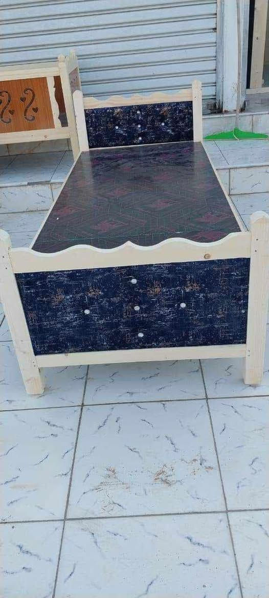 التفاصيل بالفيديو الي تريدونه اني حاضر السكن جسر ديالى القديم مال الزعفرانيه ***********
