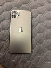 آيفون ١١ برو ماكس • للبيع • خاص