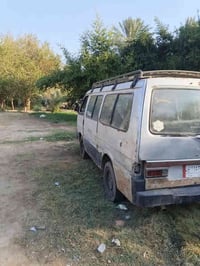 سياره للبيع 94مصفره هيئه وغرامات تخم تاير راعيهة موجود سنويه ال 27 الس...