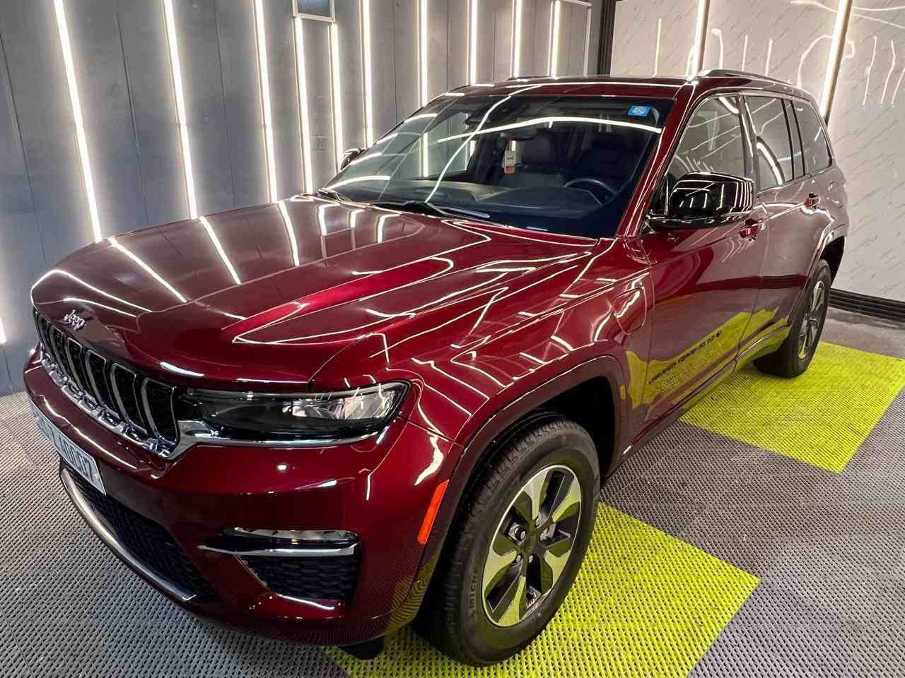 سلام عليكم جيب تريل هوك هايبرد بلكن
2022

للبيع او لمراوس 

ماشيه 61 كليو متر  

3 شاشات. 

فول. مواصفات وعليها رقم مميز . 

الحادث. سرقه قطع وشادين نفس لون بدون قطرة صبغ بدون ايرباك

العنوان بغداد البياع معرض الخير .. 

السعر 26 ونص وبيها مجال للاستفسار ع رقم ***********
