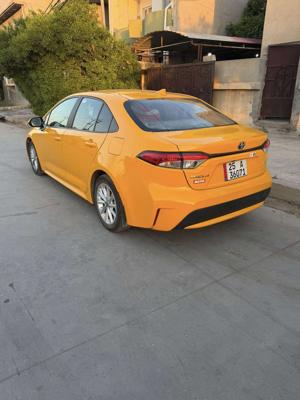 موصفات LE
Toyota Corolla2022
🔰تويوتا كورلا كلين🔰  مرقم كركوك سنويه ب اسمي
حادثها جام خلفي فقط مـن امريكا 
وهنا طخة بلجاملغ الامامي سكن ممصلحة وممبين صغيره 
موديل 2022 
لون اصفر تكسي 
سعر 177$. بيها مجال للشراي  
ماشية 147. km
المحرك... 1800
المواصفات... LE 
ويل كروم 
شاشة كبيرة  
تحكمات ستيرن جهتين
رادار امامي بلادي 
حجر صالنصه بلادي 
لايت LED 
سايد بريك بصمة 
مانع انزلاق

تحديد مسارات

ايرباك سليم  

------------------------------------------
#عنوان كركوك 
***********
