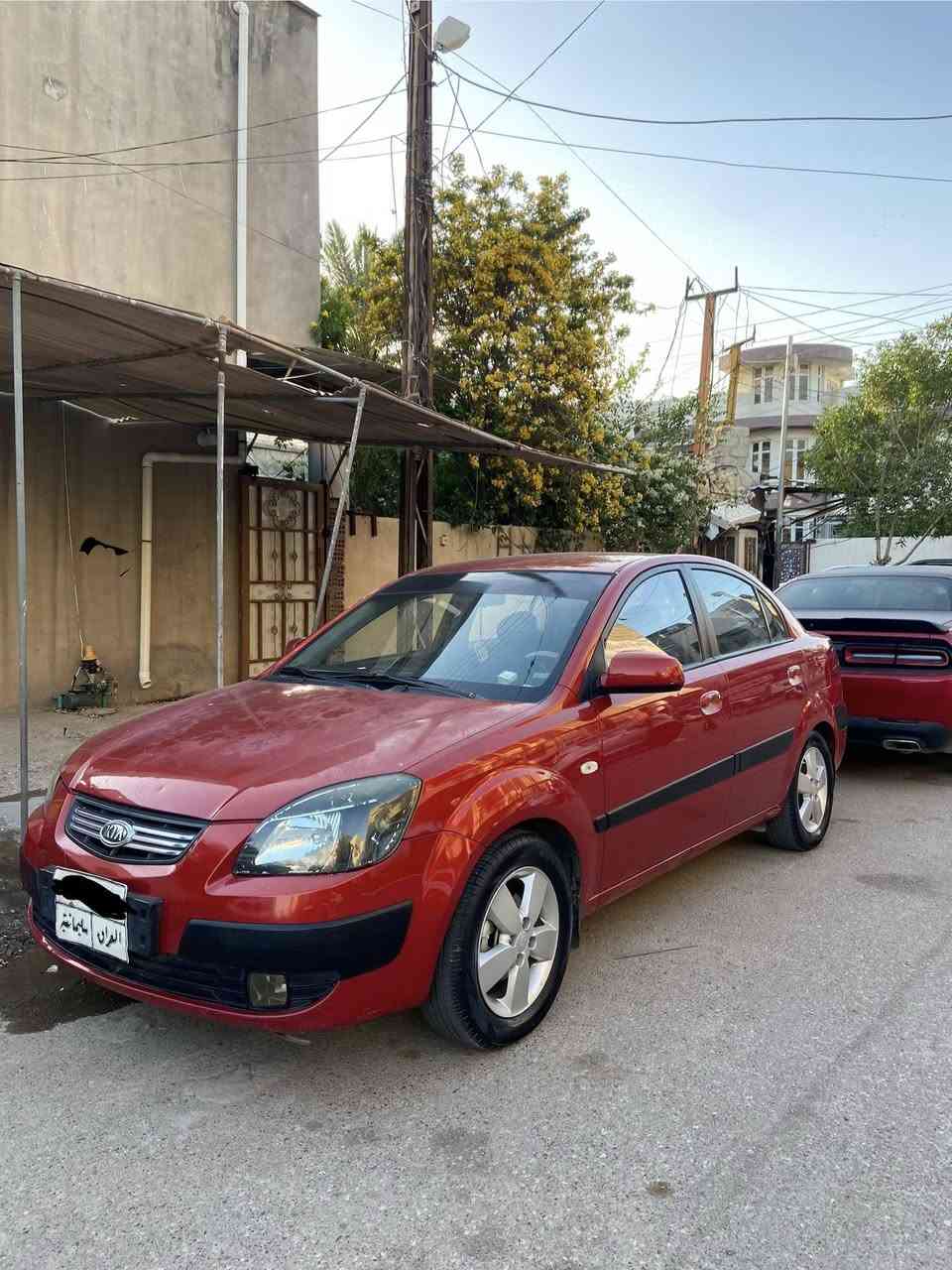السلام عليكم مديل 2008 خليجي بدون ضربه بدون صبغ  بس يم رقم شوي بيه صبغ سياره حلوه ومابيه اي نقص تبريد ثلج مكينه 1600 رقم سليمانيه بسمي السعر 80 وبيه مجال حك الجيه مكان سياره ديالى بعقوبه تفاصيل اكثر دك عل رقم واني حاضر ***********
