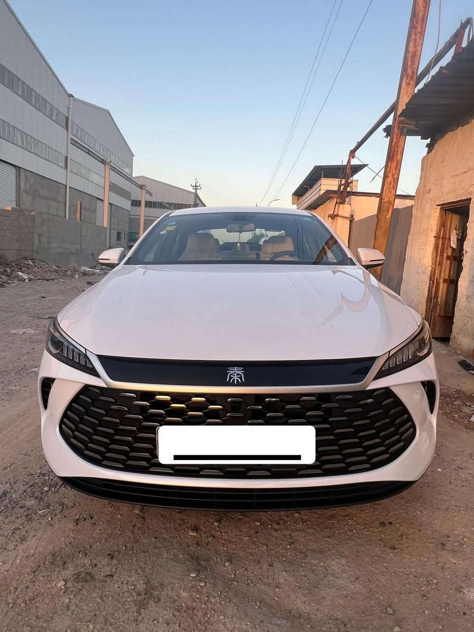 السلام عليكم للبيع كن بلاص زيروو زيروو 2025⭐️
مكاني مقابيل العاب سيديه مرقمه وكامله وبسمي سياره مكفوله كفاله عمامه***********
 رايده 19/350  داخل ابيض. ⭐️

