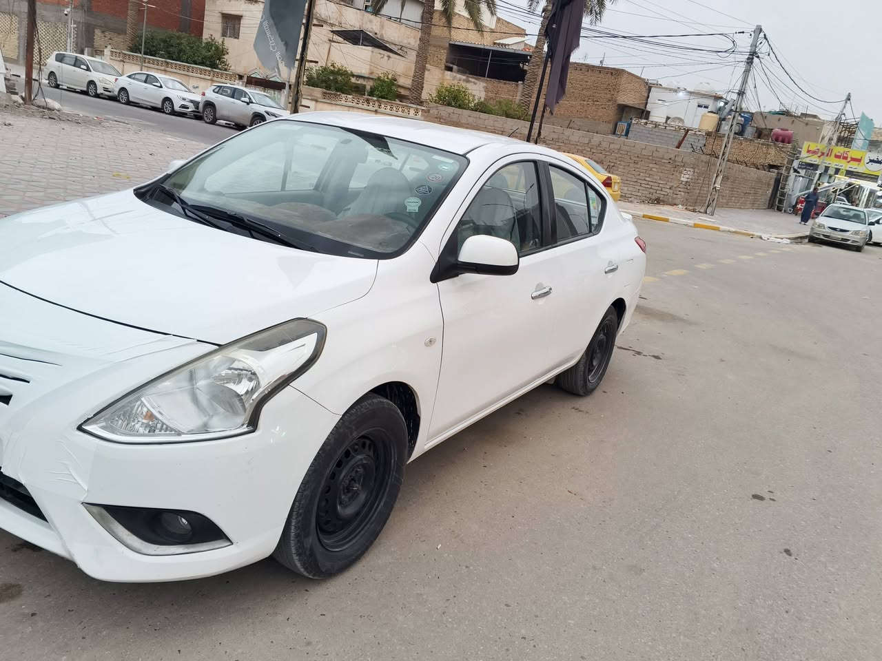 السلام عليكم نيسان صني هندي البليت الزرقاء موديل 2020 السياره مكفوله كفاله عامه، مقفوله جير ومكينه وحداديه وتبريد سياره جديده خير من الله مكفوله اصوليات سعر السياره 104 وبيها مجال حق الجيه مكان السياره النجف للتواصل ***********
