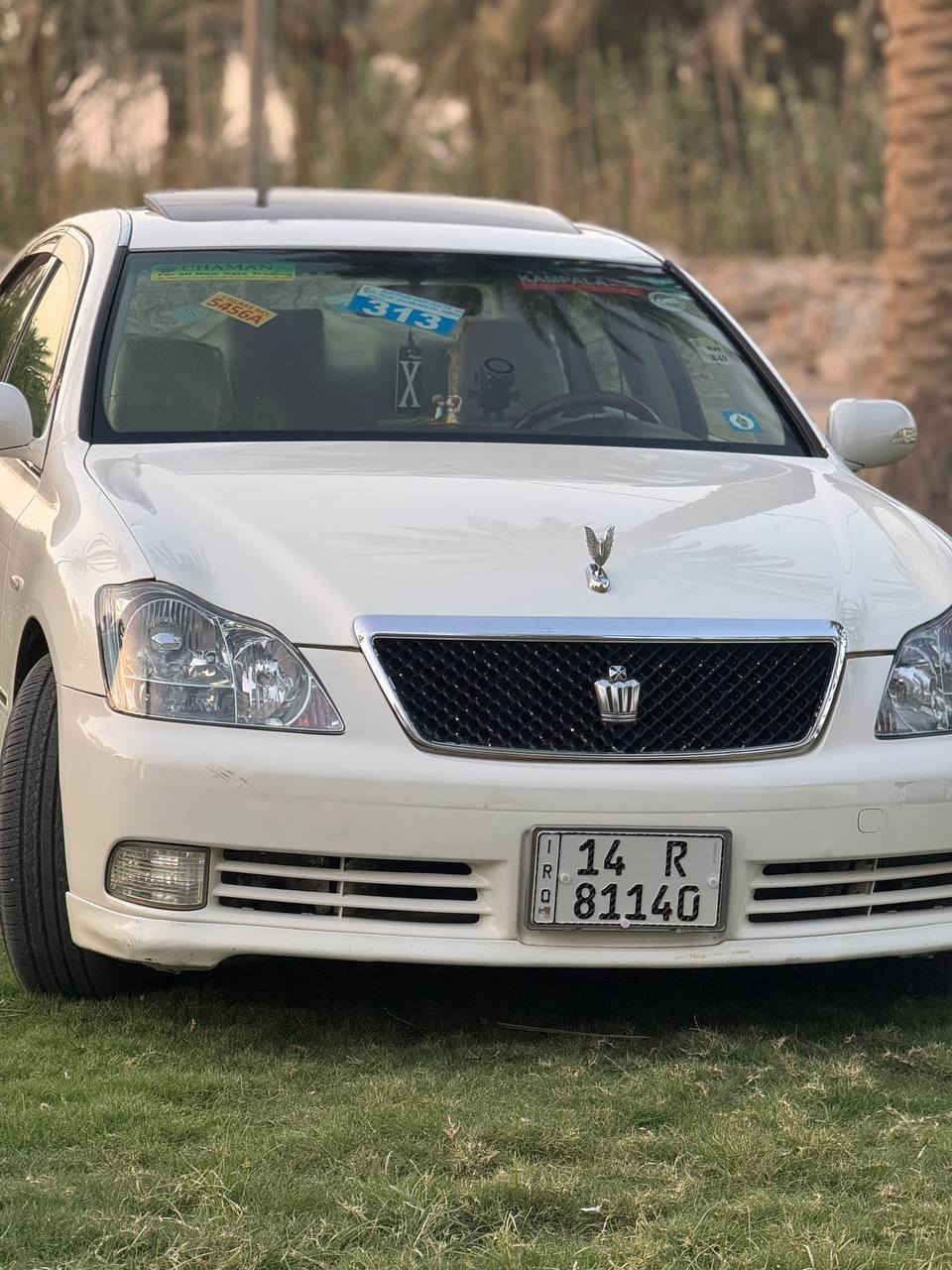 للبيع: كراون شاهينة 2004 (شاصي 82 المرغوب) 🇯🇵
السلام عليكم.. للبيع ملكة النظافة، سيارة مال جناي ومكفولة من كلشي:
​🔹 المواصفات الفنية:
​الشاصي: 82 (الأصلي والمرغوب).
​النظام: (3 دكم) شغال وجاهز.
​المحرك والكير: بشرط الفحص والكفالة العامة.
​🔹 الأصوليات والقانونية:
​الكفالة: مكفولة كفالة عامة (من القص، ونقل الجثة، وكافة الأصوليات).
​القرار: قرار 48 (كاملة ومكملة).
​الرقم: بصرة ألماني (إنجليزي).
​السنوية: باسمي، والتحويل "ثاني يوم" بشرط.
​🔹 ملاحظة: السيارة نظيفة جداً وباقي المواصفات غنية عن التعريف، والسيارة غراضها كلها أصلية.
​💵 السعر: 165 ورقة (وبيها مجال قليل للجادين).
📞 للاتصال والاستفسار: ***********
