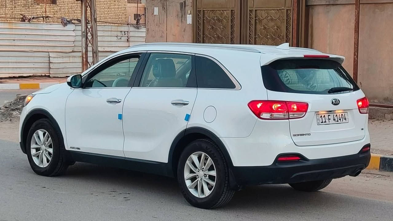 للبيع
سورنتو 2016 وارد امريكي v6 حادثه تبديل بنيد قطعه اصليه فقط بدون دواخل الباقي كفاله سونار + مقطع لسياره بالمنشور
المواصفات 
 محرك 6 سلندر كفاله من الفتح والتبخير والتنقيص 7 راكب فور ويل  سياره بعده على وضع الشركه حداديه كير محرك تبريد تخم تاير جاهزه مابيه اي نقص ماشيه 81 
رقم بغداد بأسمي تحويل مباشر 
العنوان قضاء الشطره 
السعر 180
***********
