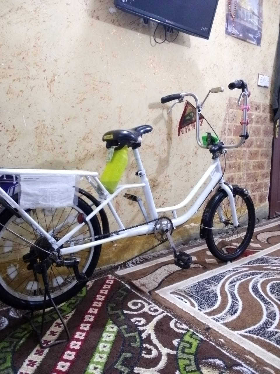 سلام عليكم بايسكل برج ستون حجم 20 بايسكل نضيف جان جارد وصبغتة تأثيرات جدد بايسكل نقص دسك بريك سعر 75وبي مجال بيع ومراوس بيع بدون غراض عنوان بغداد الحسينية مال راشدية ***********
