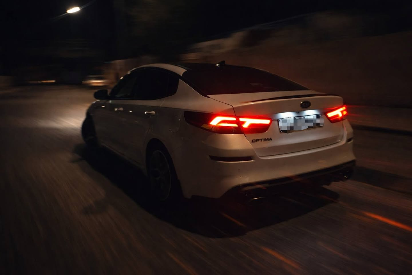 سلام عليكم اوبتيما 20 نضيفه رقم مميز
اوبتيما 2020  optima امريكي فول مواصفات 
حادثهه خفيف بالصور 
سعر ١٦٥ وبيهه مجال حك الجية 
كربلاء 
واتساب
***********
