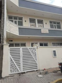 بيت للإيجار • التحرير حي القادة • ١٠٠م