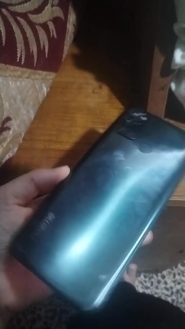 جهاز ريدمي 8 ذكرته128 بطاريته 5000وجهاز نضيفه  مادخل تصليح ع فحص سعر 75الف  ايا ستفسار ع خاص


**إذا كنت صاحب هذا الإعلان وتريد حذفه لأي سبب، رجاءا أرسل رسالة إلى الدعم الفني**