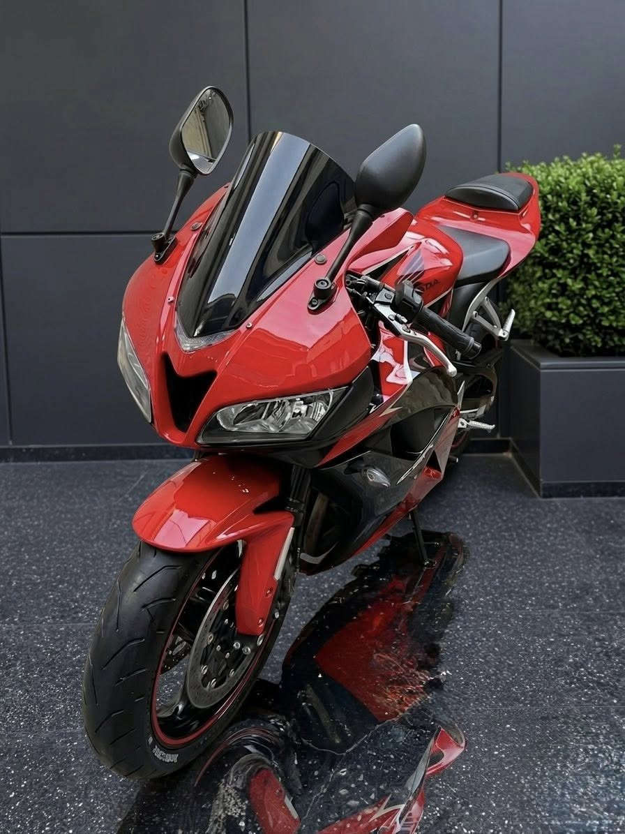 المدفع للبيع 🚀❤️
هوندا RR موديل ٢٠٠٩ لعابه جاهزة مجهزة 
مكينه كير مكفولات 
عليها برمجة لانج كونترول _ بوب كورن _ ثور فليم **نــااارر 🔥🔥**
٨ نوزل 
هاوزن طويل 
اكزوز تو برذر اصلي وكالة 
تخم تاير جديد 
عليها ادامه كامله (بلك _ نوزل _ مجول _ فيول بمب) 
الدراجه جاهزة ومابيها اي نقص 
مكاني بغداد حي الخضراء 
السعر ٥٠$ وبيها مجال بسيط كلش 
ممتواجد فيس 
الي بخاطره هذا رقمي ويتصل 
***********
