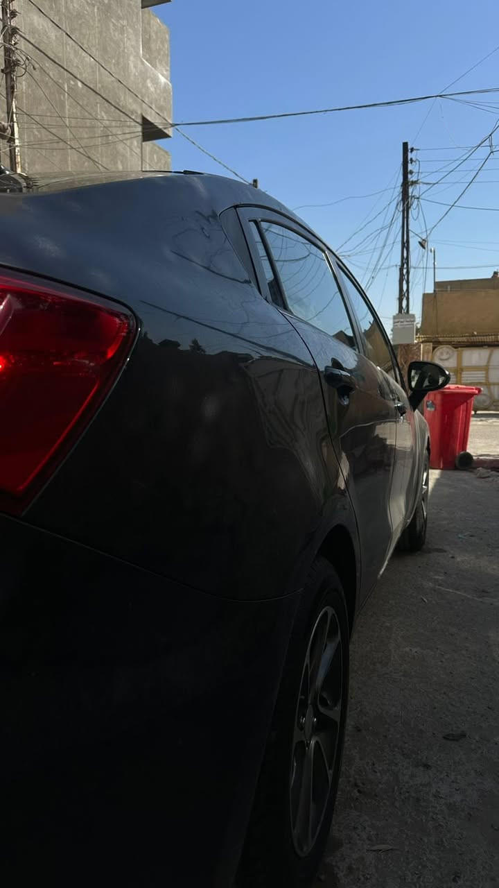 السلام عليكم
كيا ريو ١٦ أربيل محرك  1600سيارة كير محرك  تدفئه تبريد خير من الله وارد خليجي السعر ٩٠وبيها مجال بسيط حك الجيه  

تحويل مباشر بسمي 
***********
وكلشي بلسوك 
اكو
