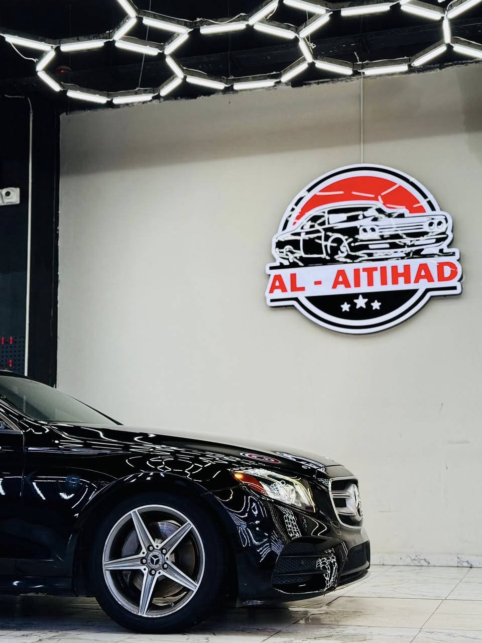 رقم شمالي إنكليزي 21 ب اسمي

E300مرسيدس 
2017  تو ويل بدون ايرباك
مغلفه ppf 
مواصفات فول فتحه سلايد
 (عطر s)
أناره 64 لون 
شاشه متصله دجيتل 
برده خلفيه 
اوتو بارك
صندوك كهرباء 
حساسات ورادارات من جميع الجهات 
ولاباقي المواصفات المعروضه 
بدي amg
لايت داينمك متحرك
دبل ماوس 
ماشيه 64 m
فجوج amg
حادث بسيط جاملغ خلفي صبغ وركن قبغ الصندوك مبدل  ابلادي نفس اللون  يعني قطع وحده صبغ

***********
بغداد العامريه
