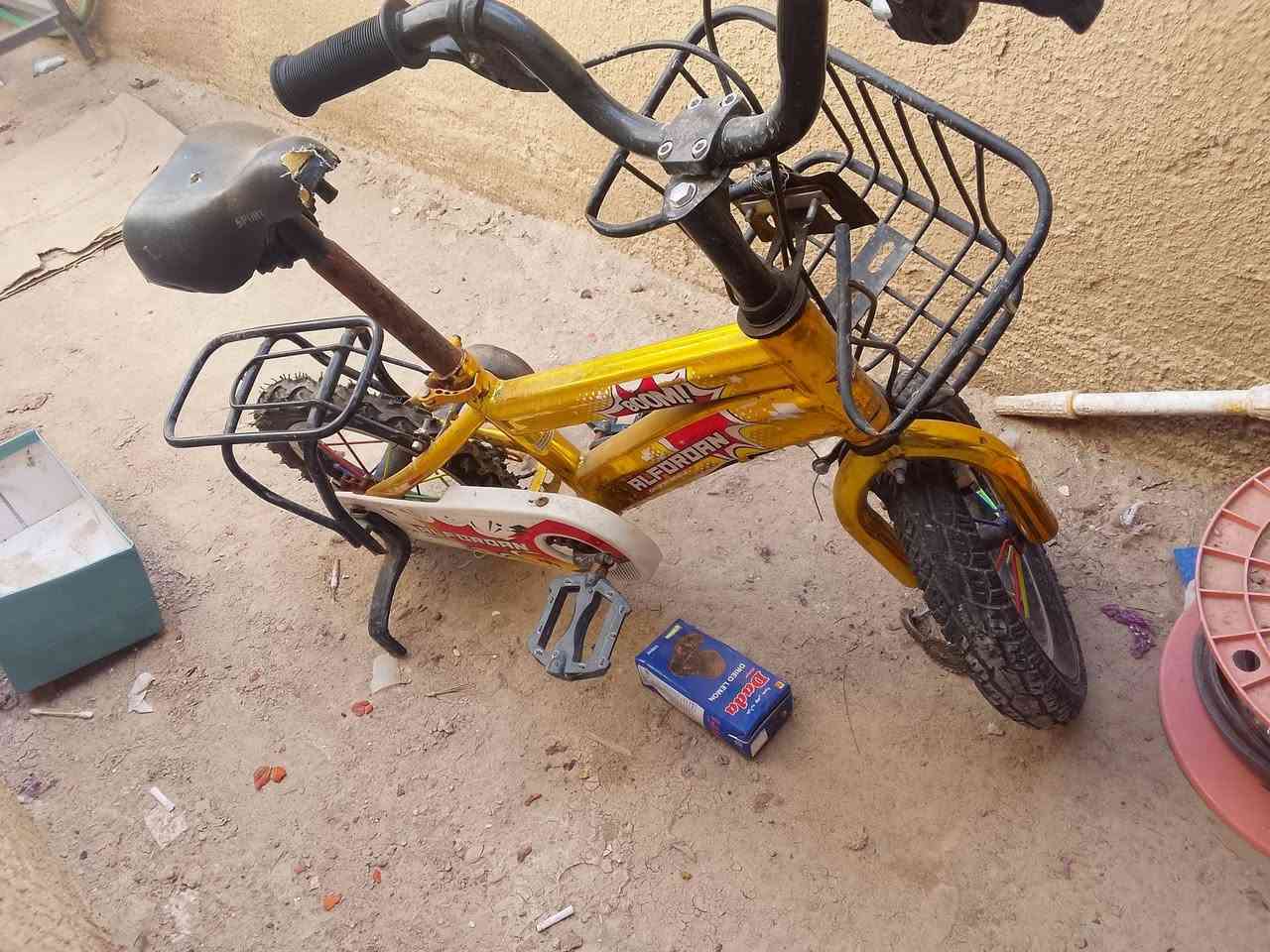 بيسكلات 3 الاصفر نضيف كلش عوزه ترتيب الي يريدهن قفلهن 40


**إذا كنت صاحب هذا الإعلان وتريد حذفه لأي سبب، رجاءا أرسل رسالة إلى الدعم الفني**