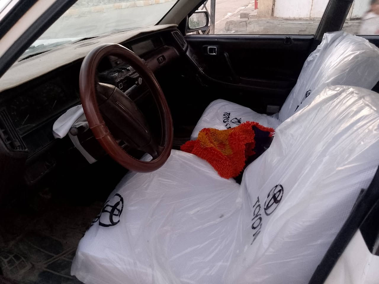 سيدان نضيفه مكينه وكير مكفولات صاحبه يمي تبريد وتدفئه ب62 وبيه مجال سوق الشيوخ ***********
