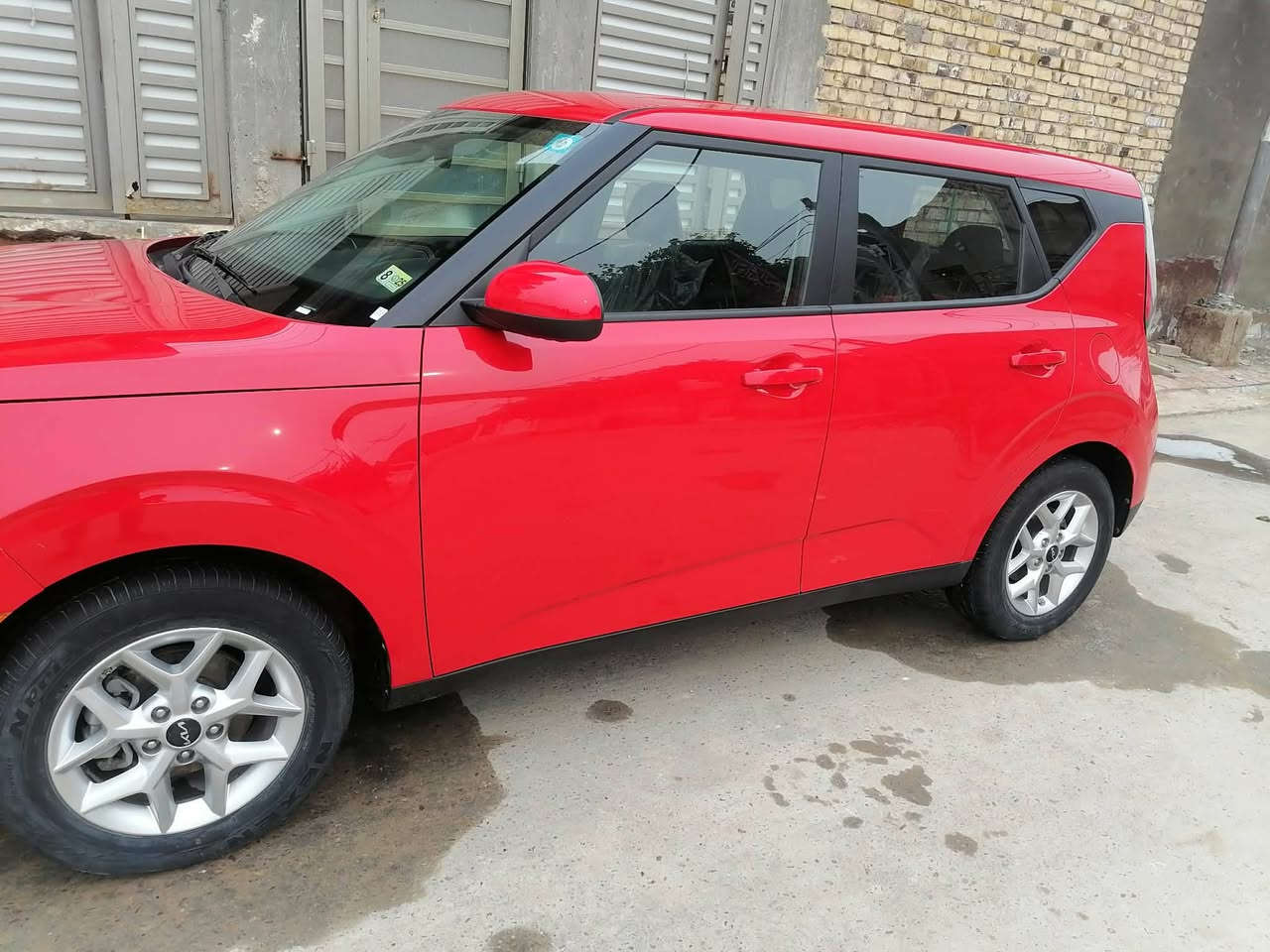 اللهم صلِ على محمد والِ محمد
آلسَـِْـِْلامَ علـِْـِْيگمَ 
كيا صول موديل 2025 Lx
 حادثه قبق جنطه  بدون ايرباك بدون دواخل
صور الحادث مرفقه  بالمنشور
دخول جديد 
ترقيم جديد
سنوية بأسمي 

مواصفاتها معروفه
محرك 2000 دوش

-ماشيه 41  ميل
-رادارات
-مانع تصادم
-مانع انزلاق 
-شاشه كبيره كار بلي
-كامره دواره
-كروز سرعه

مكاني الديوانية مركز 
للاستفسار:-
***********
