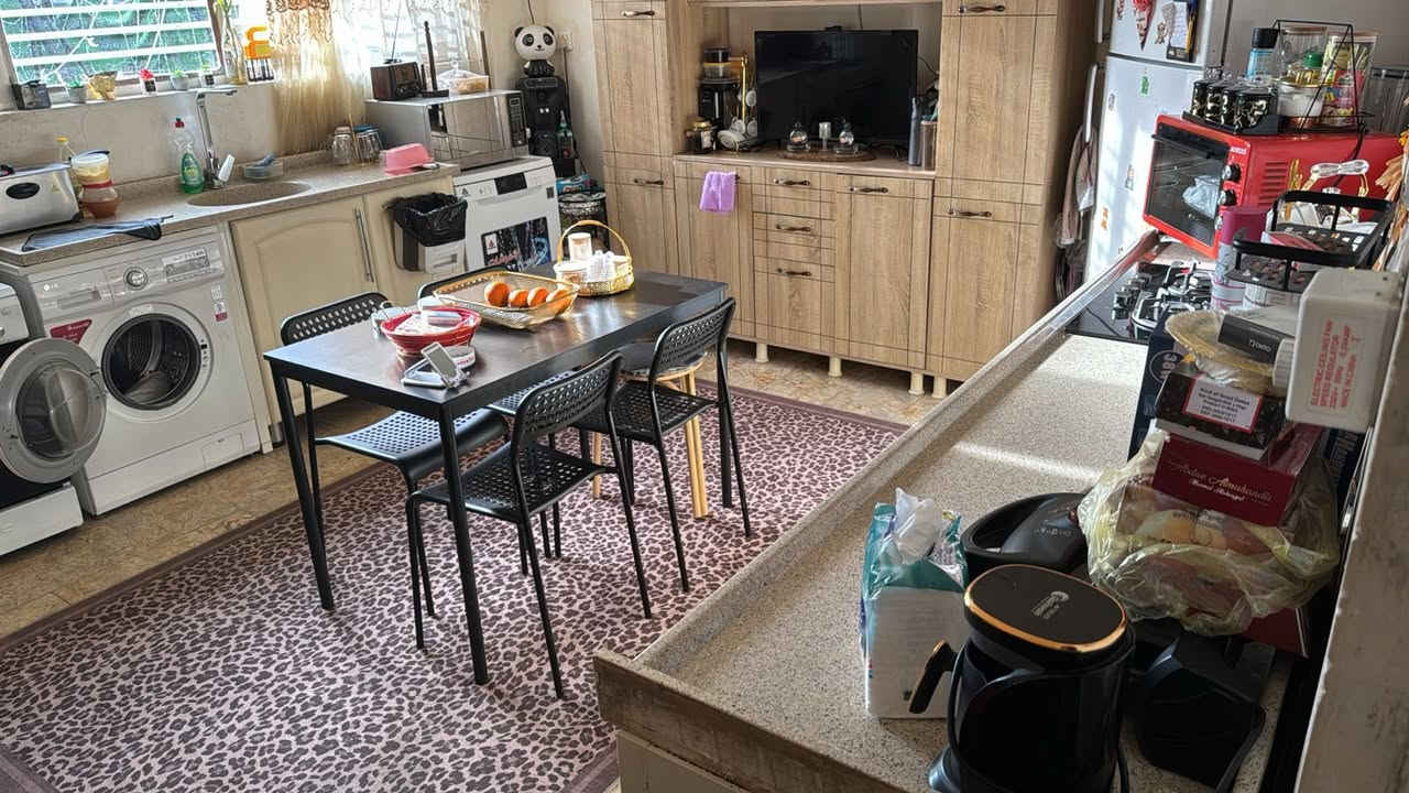 السلام عليكم للبيع كاونترات ثنين واحد كامل والثاني سنك وكاونتر مع طباخ منضدي مابيهم اي ضرر العنوان بغداد الدورة جمعية خير الله


**إذا كنت صاحب هذا الإعلان وتريد حذفه لأي سبب، رجاءا أرسل رسالة إلى الدعم الفني**