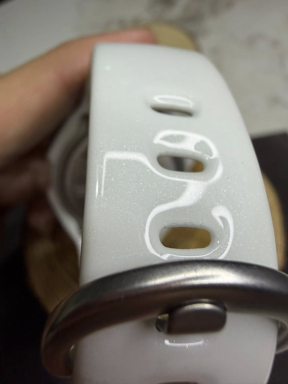 ساعه تايمكس ارون مان امريكي🇺🇸
نضافه 95‎%‎ 
شغاله من كلشي جرس لد منبهات 
لون ابيض مميز و سير ابيض لؤلؤي 
قطعه نادره و نظيفه 
سعر 65 
مكاني بغداد كراده 
***********
