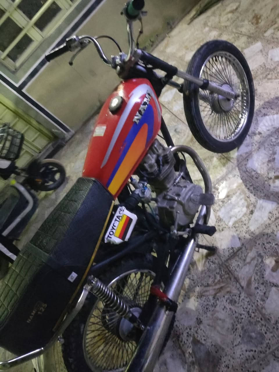 سلام عليكم اربعه كير للبيع  اصولي اصولي اصولي دراجه وكيلها حمودي العارضي شاصي 14 دراجه محرك ساخت ايران بلاد وقوي دبلات تايرات  تانكي كشن جدد دراجه ما عايزه سعرها 450وبيها مجال قليل شاصي نامه موديل 14 ...... رقمي ***********
