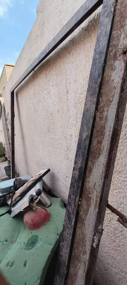 باب طلاكتين حديد ثقيل للبيع
125بي مجال
*********** مكاني نجف كوفه
