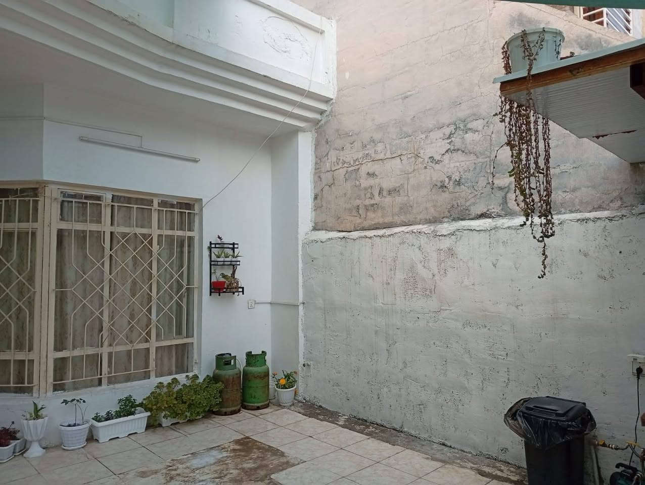 خانوو بو فروشتن له كةرةكى شيخ احمد
100م روو له قيبله
واتساب ***********
......
بيت للبيع بمنطقة شيخ احمد
100م واجهة قبلة
واتساب *********** أربيل, العراق
