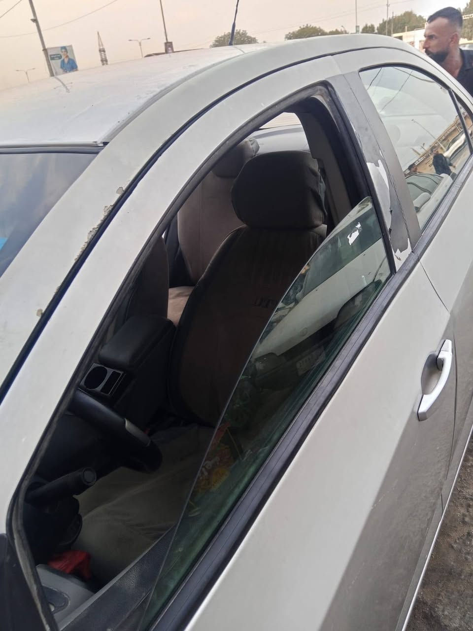 سلام عليكم
سونك ٢٠١٢ سلفري
رقم قادسيه انكليزي
باسم صاحبه حصرا
تحويل مباشر
كير محرك عالشرط
حداديه
لسياره جاهزه عل٢٤
مكانه بالنجف سياره
سعره ٤٥ وبيه مجال بسيط 
هذه رقم صاحبه
***********
اني مكلف بالنشر اتصل عالرقم
