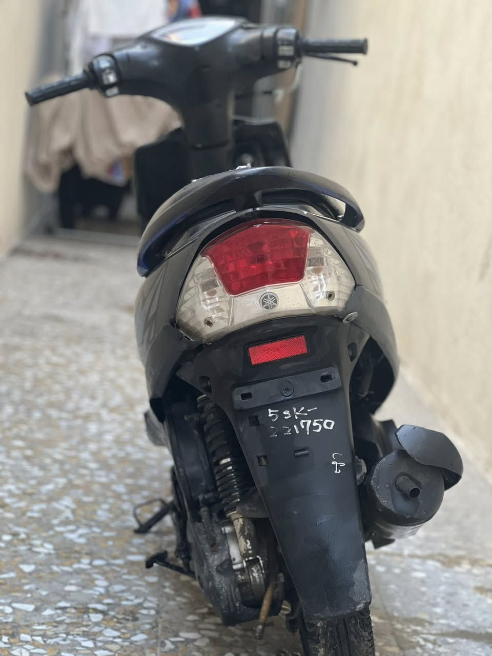 ماكس عدله بلاديه للبيع دراجه خير من الله بيه سلف 55 شغال يحتاج شخاطه هندر شغال مكينه خرسه ناعمه اكفله من النضوح والتبخير معدله 110 دراجه نضيفه كلش وبيه منفيس السعر 650 وبيه مجال مكاني كراده ساحه الواثق رقمي ***********
