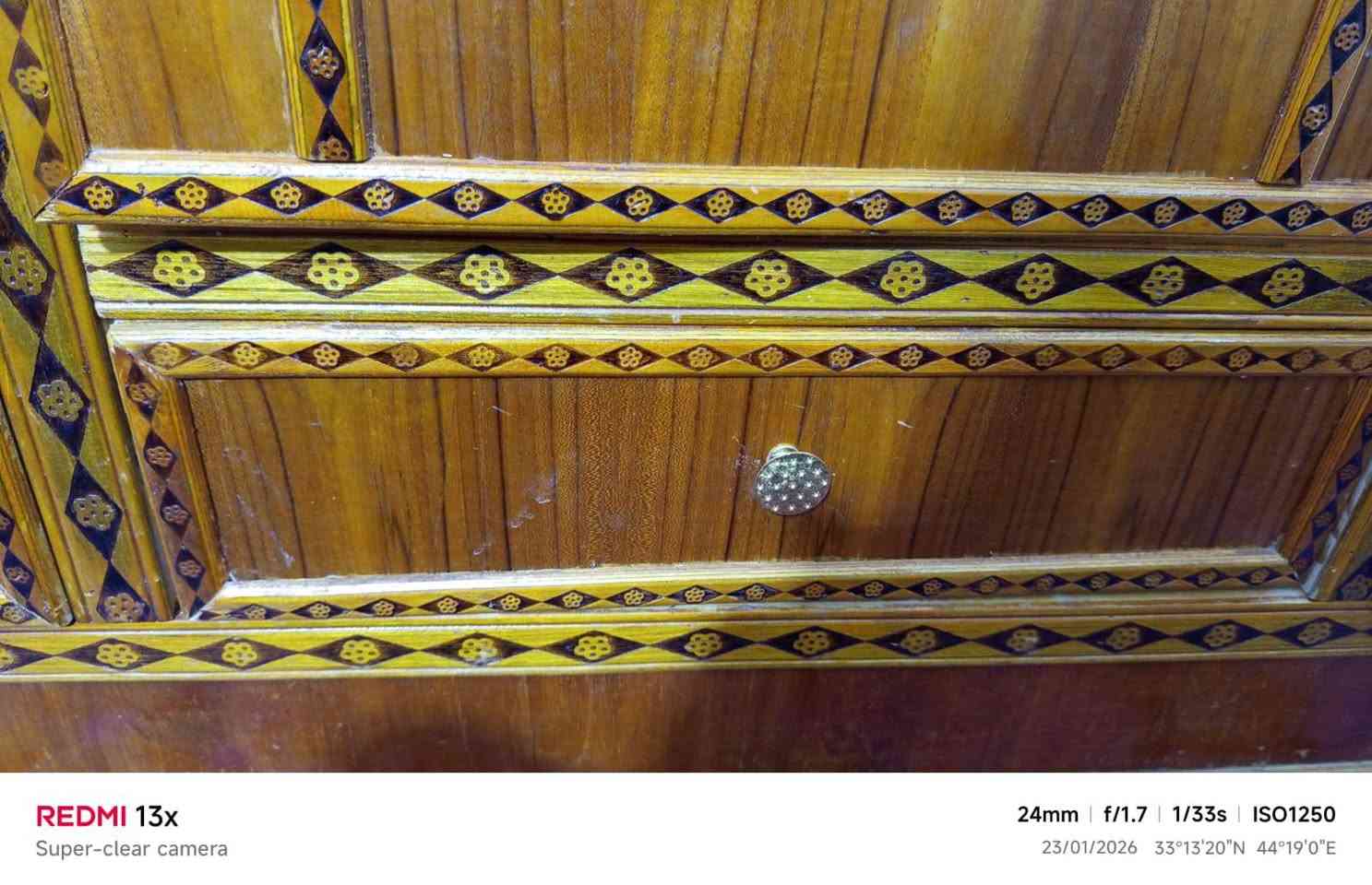 كنتورصاج للبيع ٣ ابواب مكاني دوانم الشرطه الخامسه شارع الشبكه ***********
