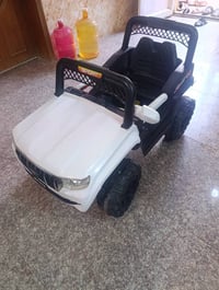 سيارة • على الشحن • كربلاء