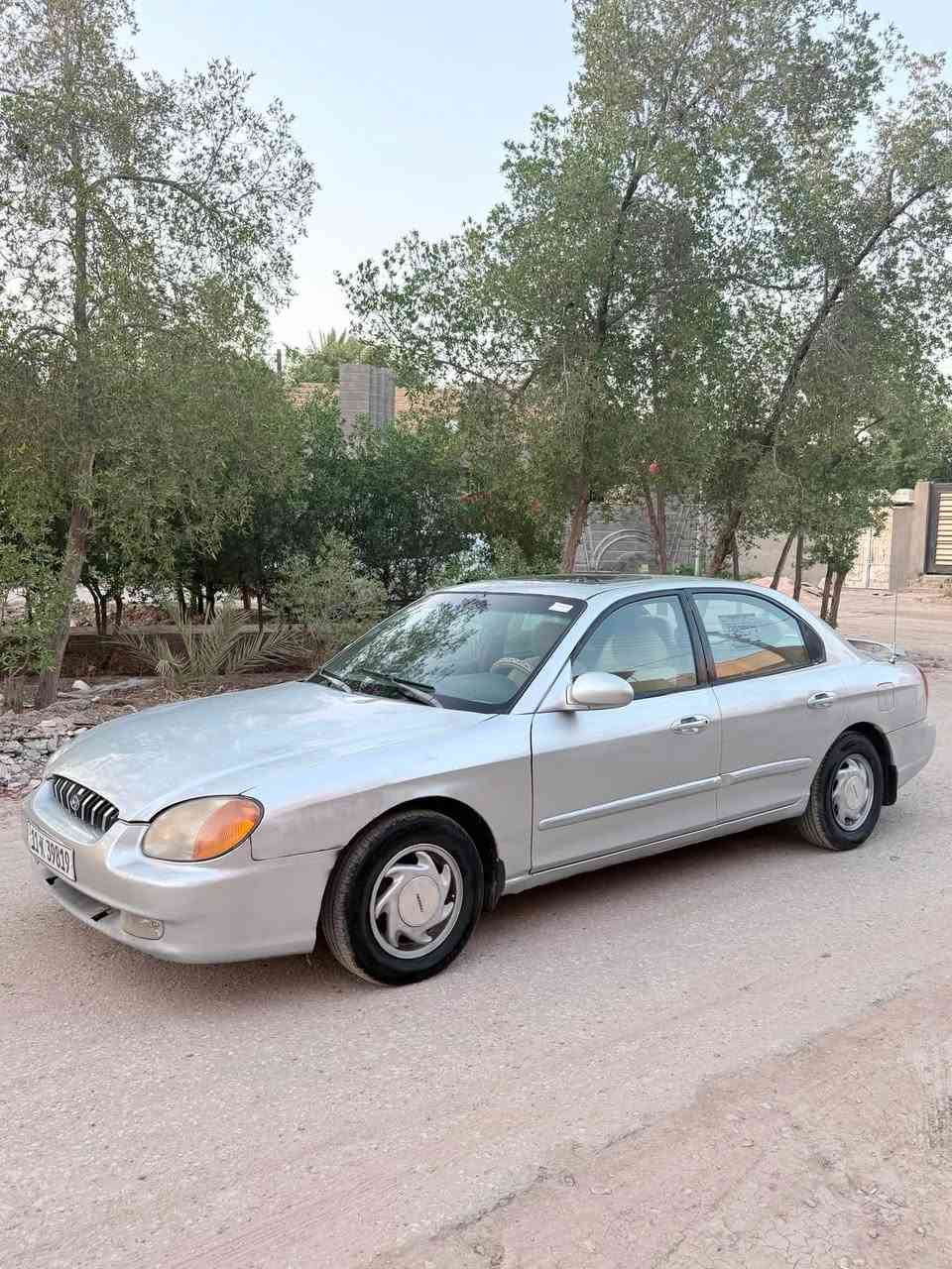 السلام عليكم سوناتا مديل ٢٠٠١ رقم بغداد انكليزي مكينه وكير ٢٠٠٠ نضاف حداديه إماميه وخلفيه تمام تبريد ثلج مكفوله من الضربه مصبوغه عام السعر 45 وبيه مجال انشالله عنوان القاسم ***********
