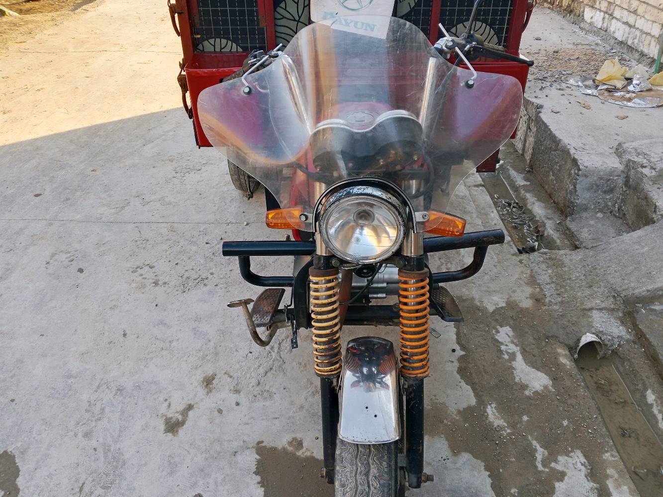 ستوته دايوان فحل موديل 2019 ستوته نضيفه مكينه نضيفه سلفه شغال بس نقصه دشلي سلف وكابريتل مو نضيف كلش كهربائيات كلها شغاله اوراقها اصولي